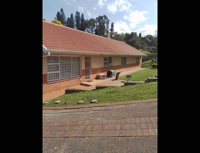 3 BEDROOM HOUSE FOR SALE IN HATTON ESTATE